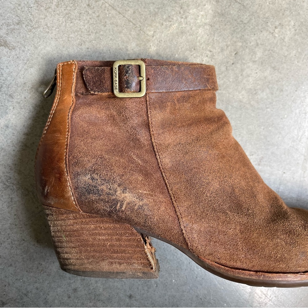 Kork-Ease Tan/Brown Suede Chelsea Boot Size 9 Maddelena Brown Nubuck Booties